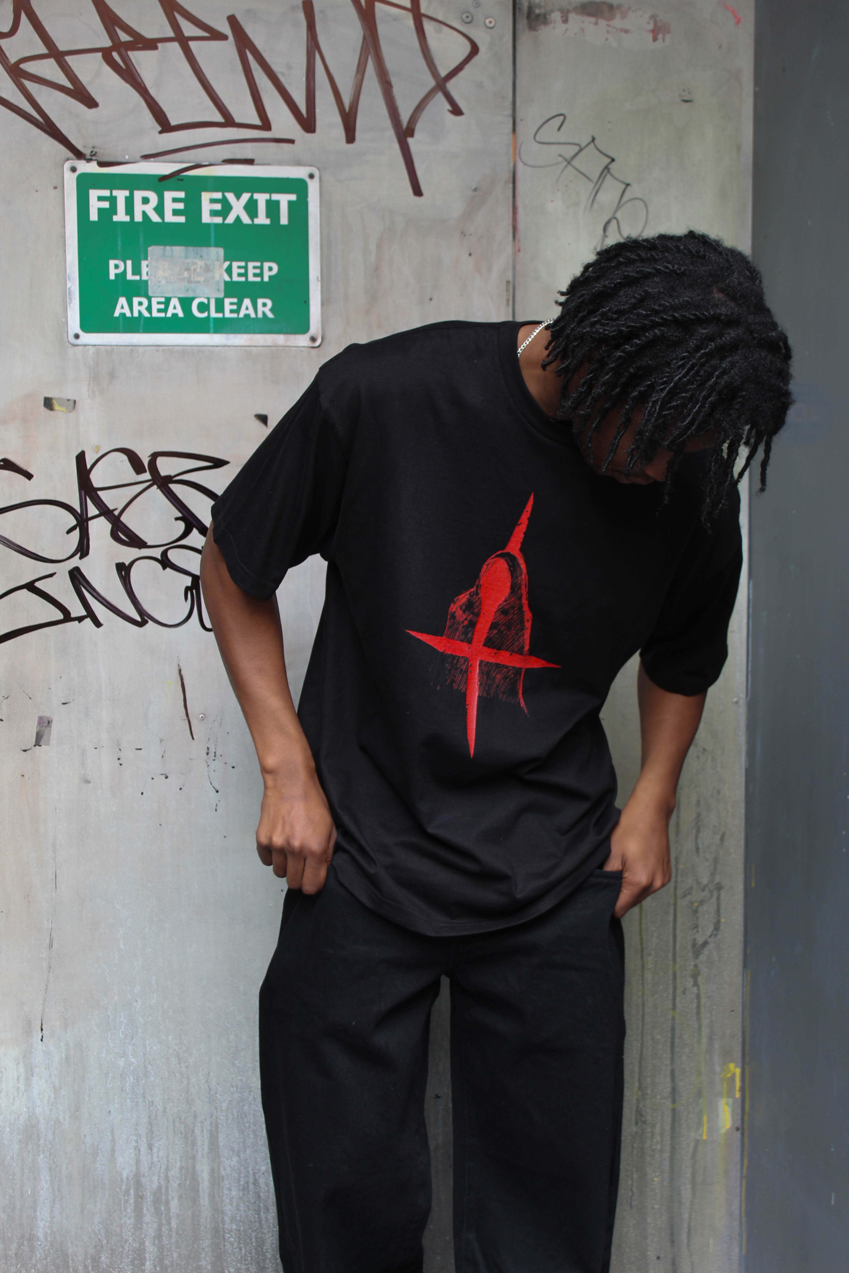 v.1 BLEED4ME Oversized Tee