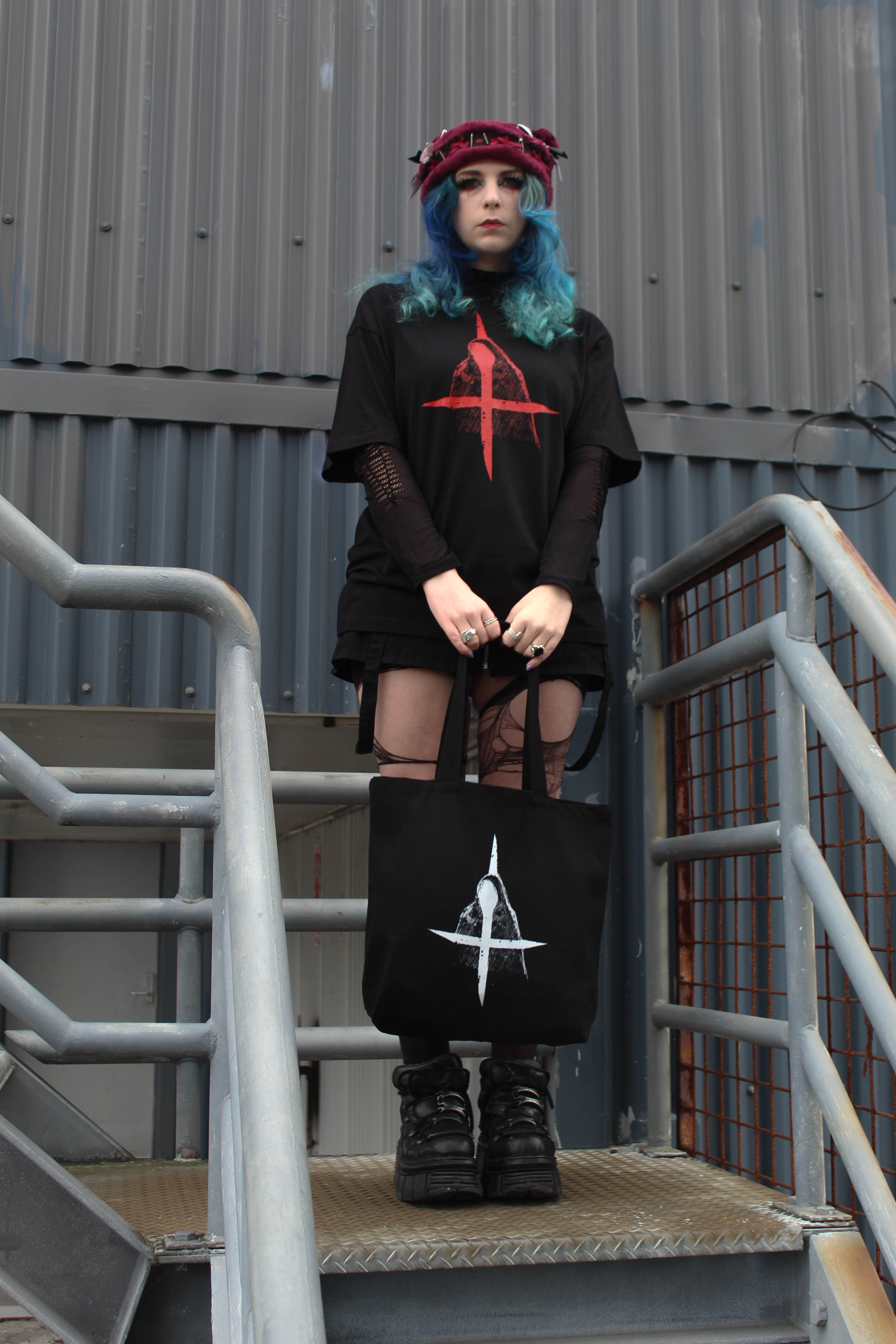 v.1 BLEED4ME Tote Bag