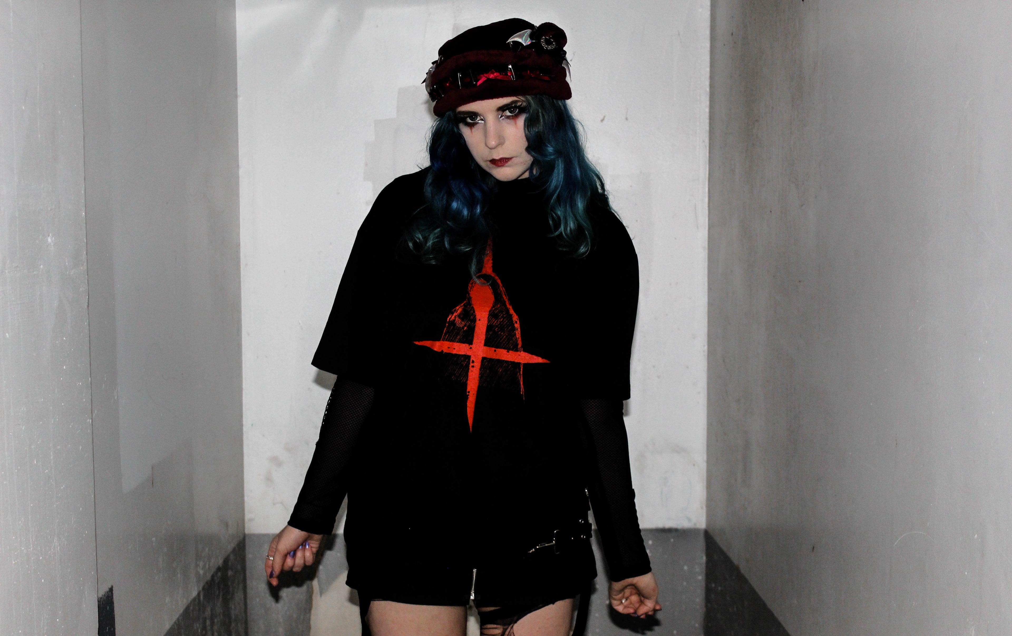v.1 BLEED4ME Oversized Tee