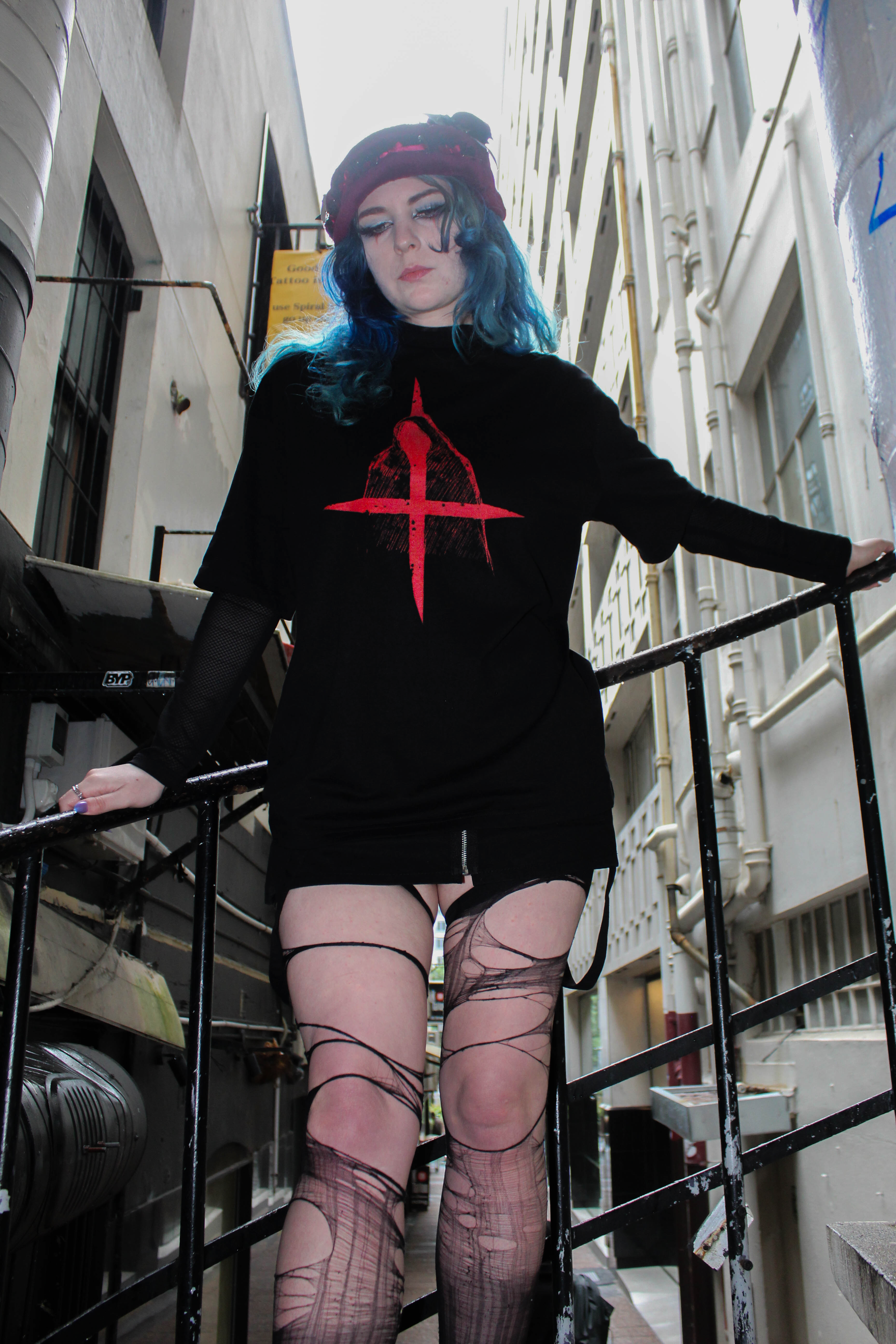 v.1 BLEED4ME Oversized Tee