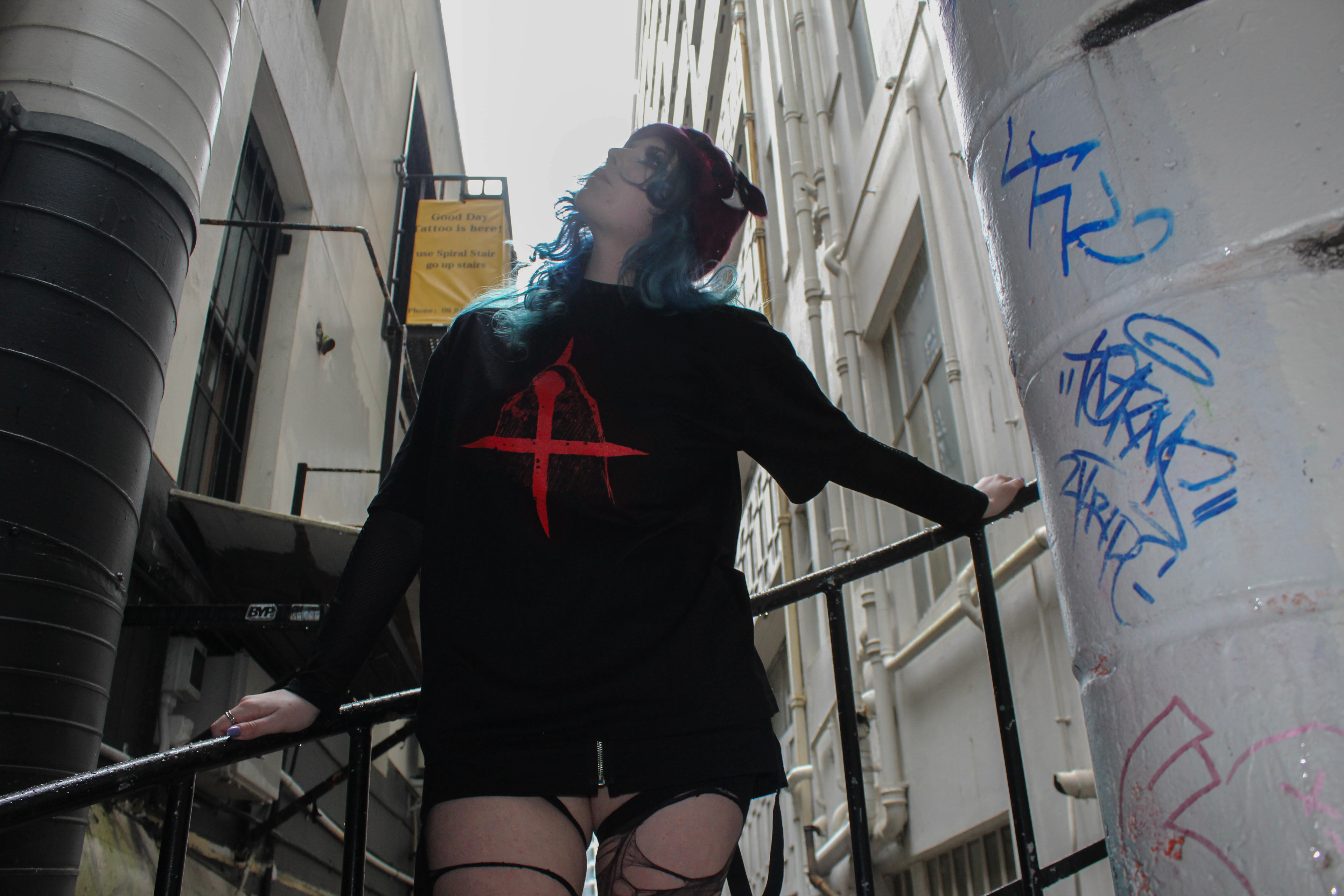 v.1 BLEED4ME Oversized Tee